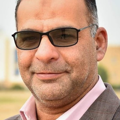 عباس 