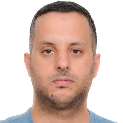 علي