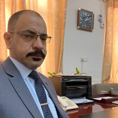 الصورة الشخصية (متوسطة)