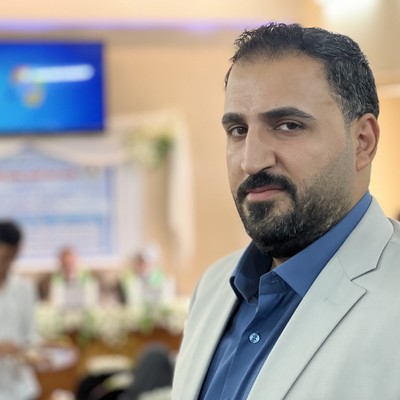 منتظر 