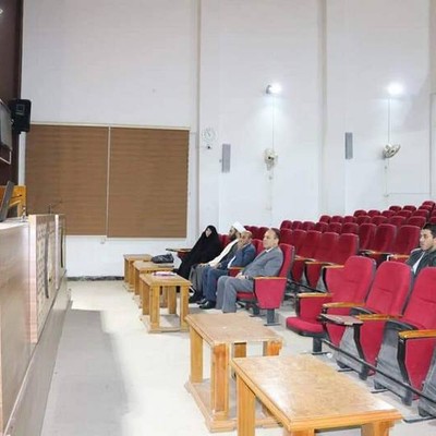 الصورة الشخصية (متوسطة)