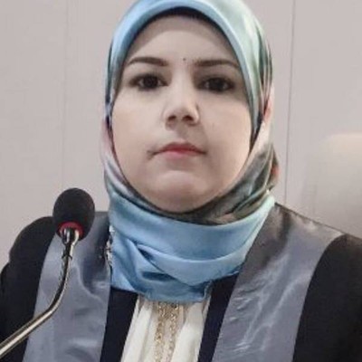زينب 